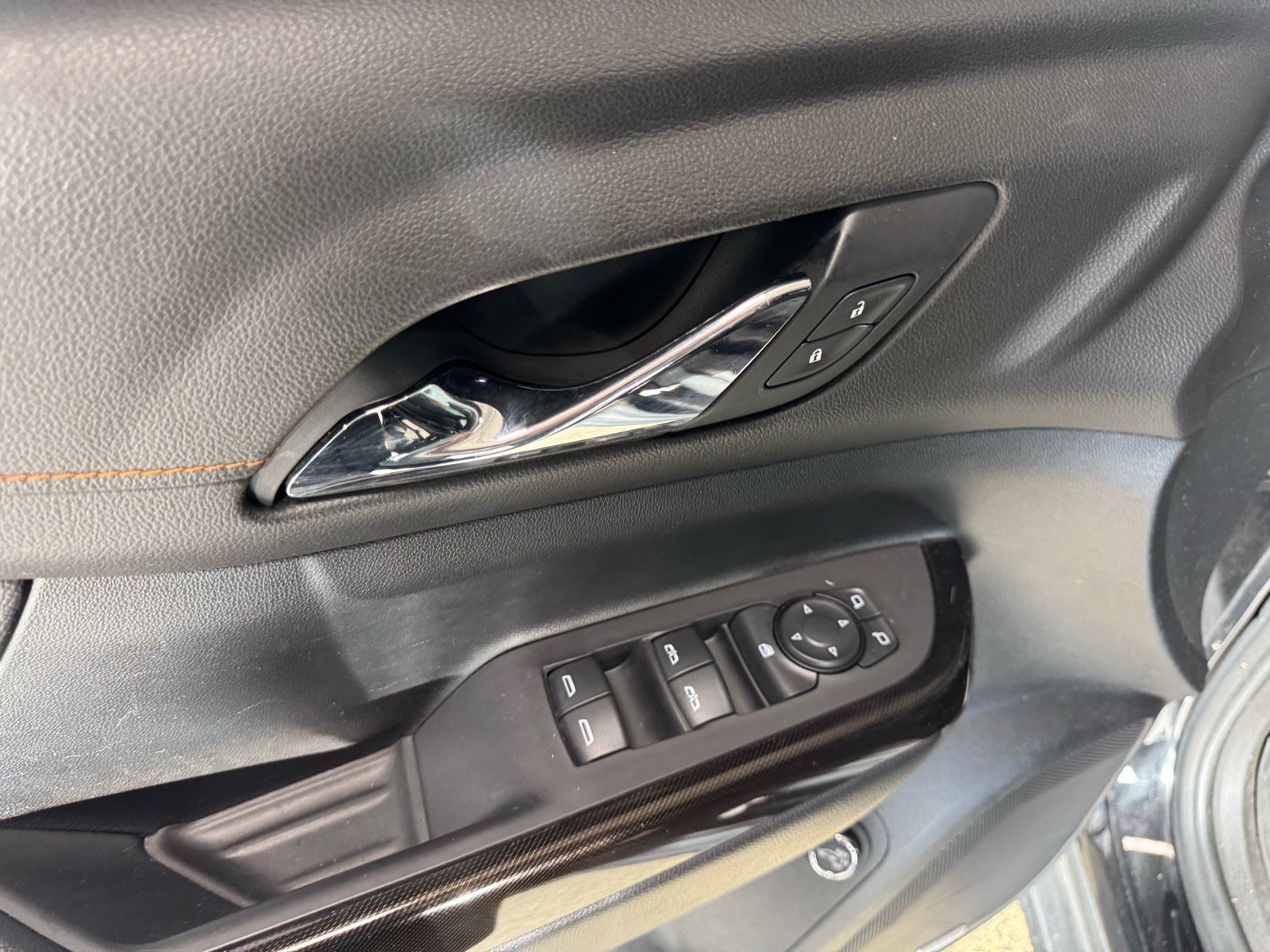 Used 2021 GMC Acadia AT4 w/ Trailering Package AWD/4WD image 17