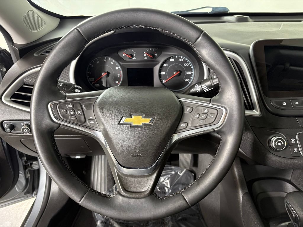 Used 2024 Chevrolet Malibu RS FWD image 27