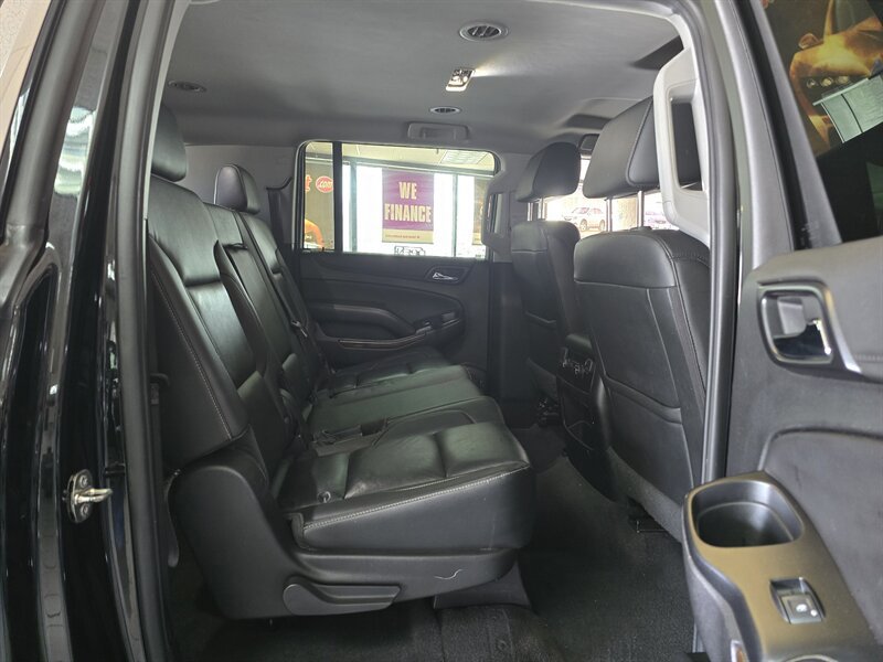 Used 2020 Chevrolet Suburban LT AWD/4WD image 17