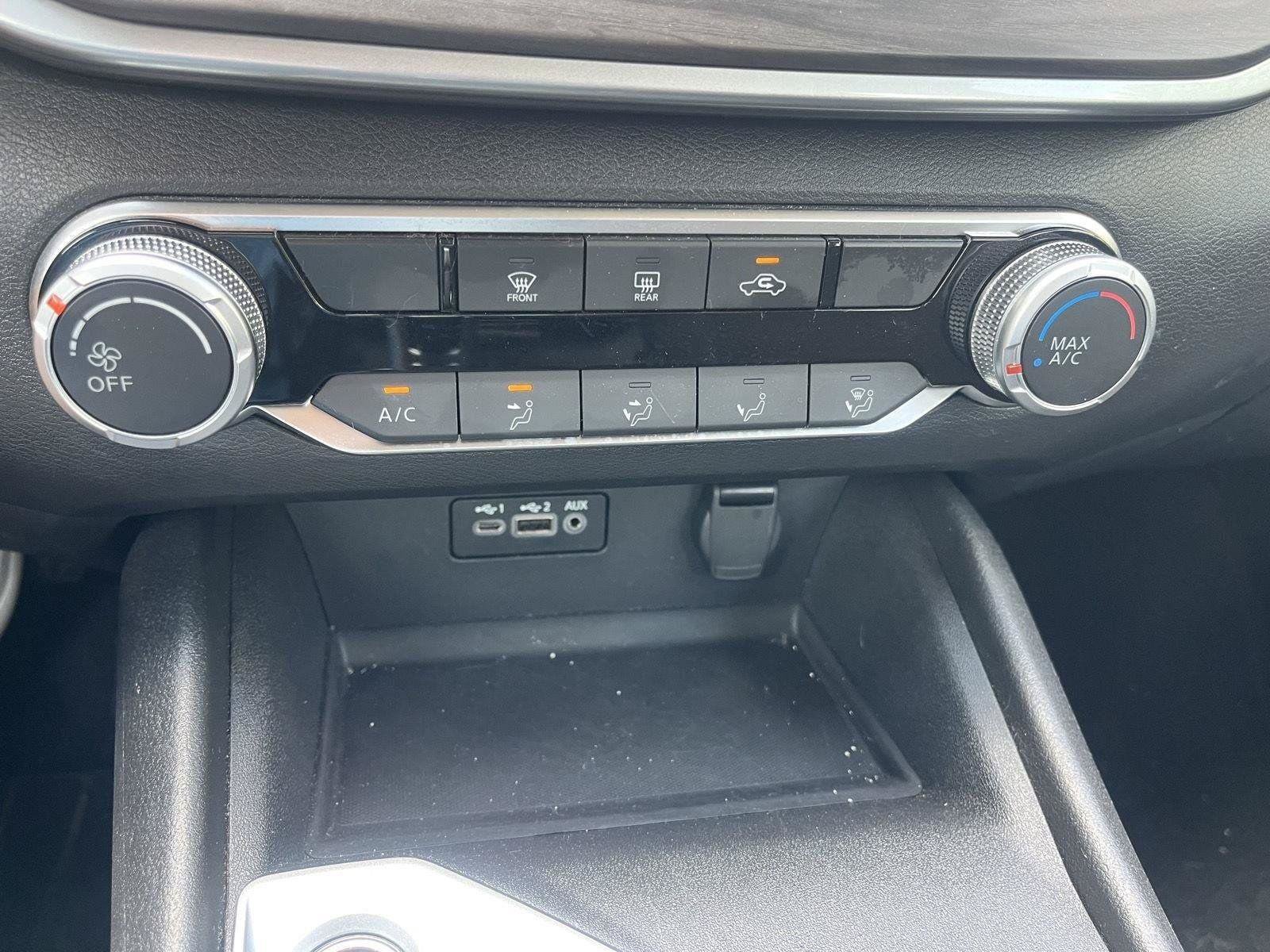 Used 2025 Nissan Altima 2.5 SV AWD/4WD image 15