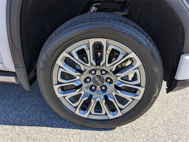 Used 2023 GMC Sierra 1500 Denali Ultimate image 11