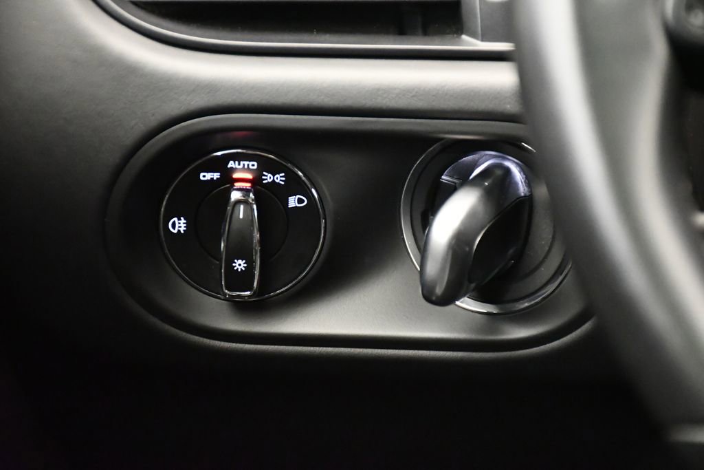 Used 2024 Porsche Macan S image 25