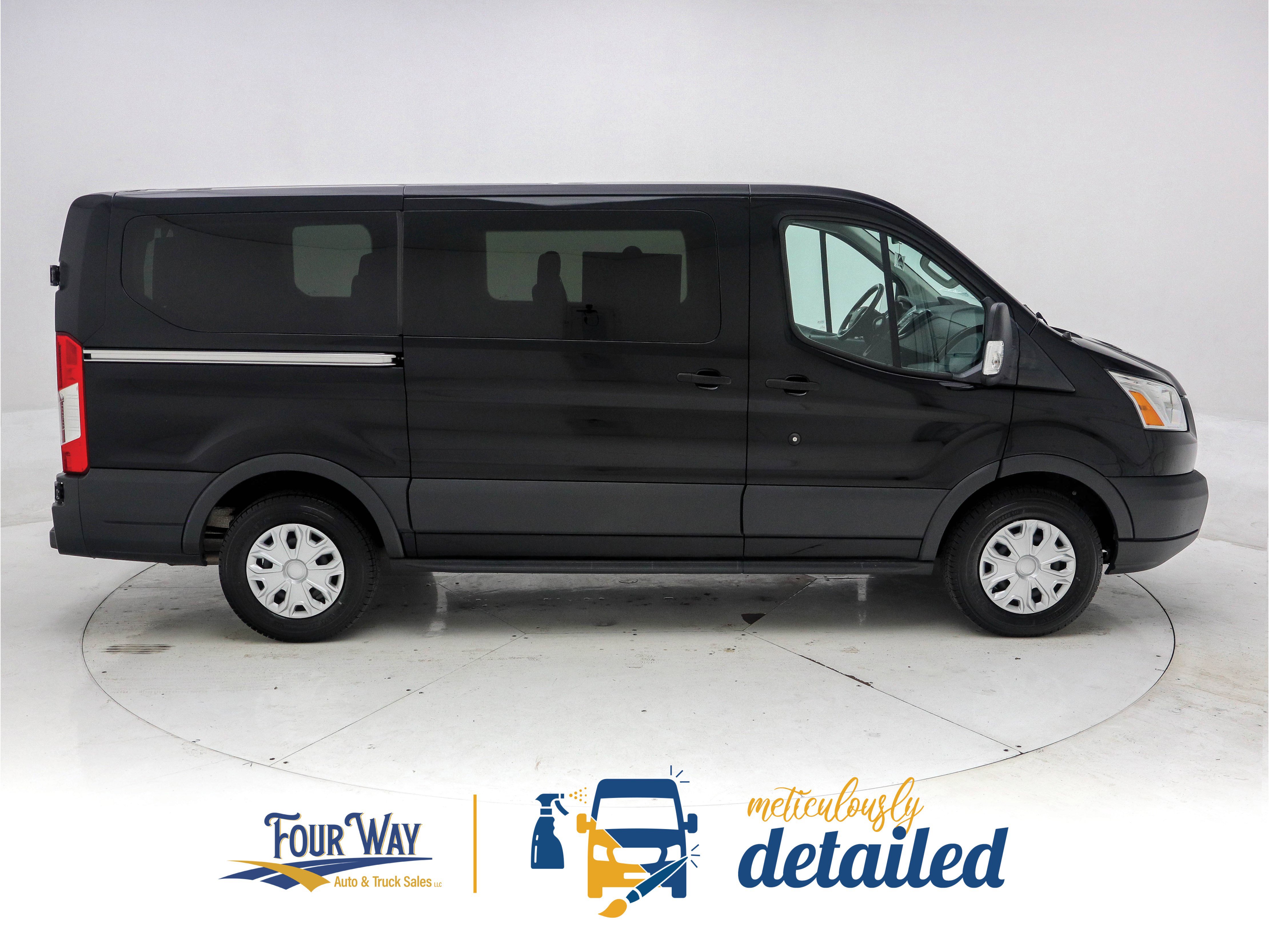 Used 2016 Ford Transit 150 XLT image 2
