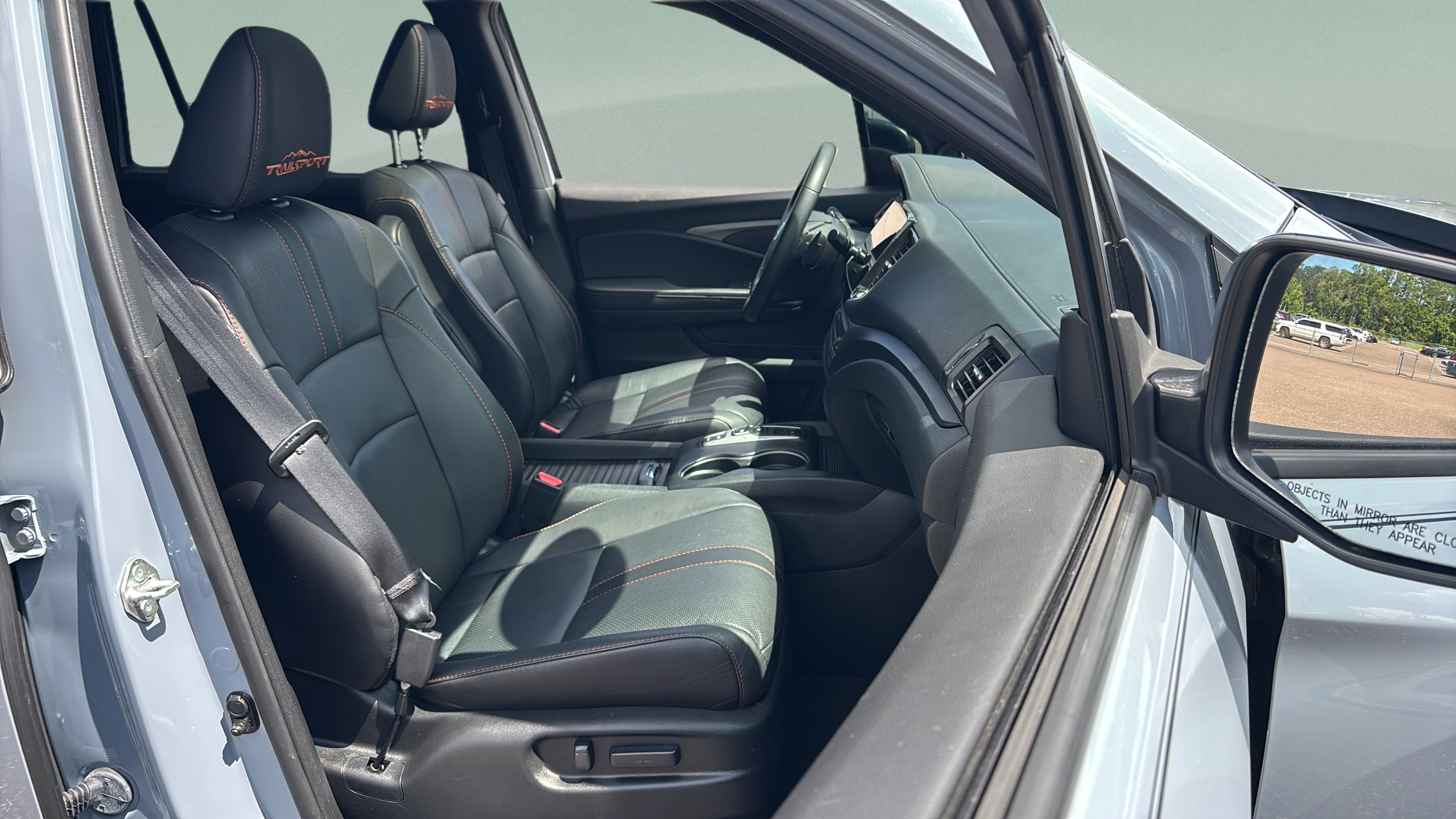 Certified 2023 Honda Passport TrailSport image 17