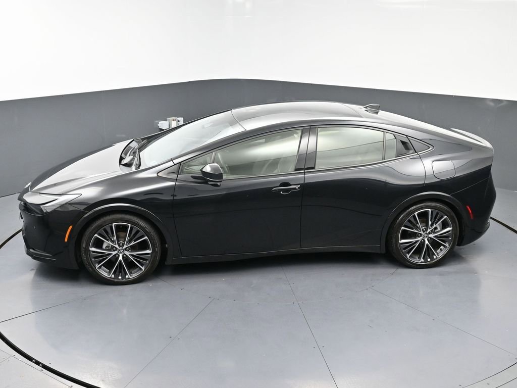 Used 2024 Toyota Prius XLE image 44