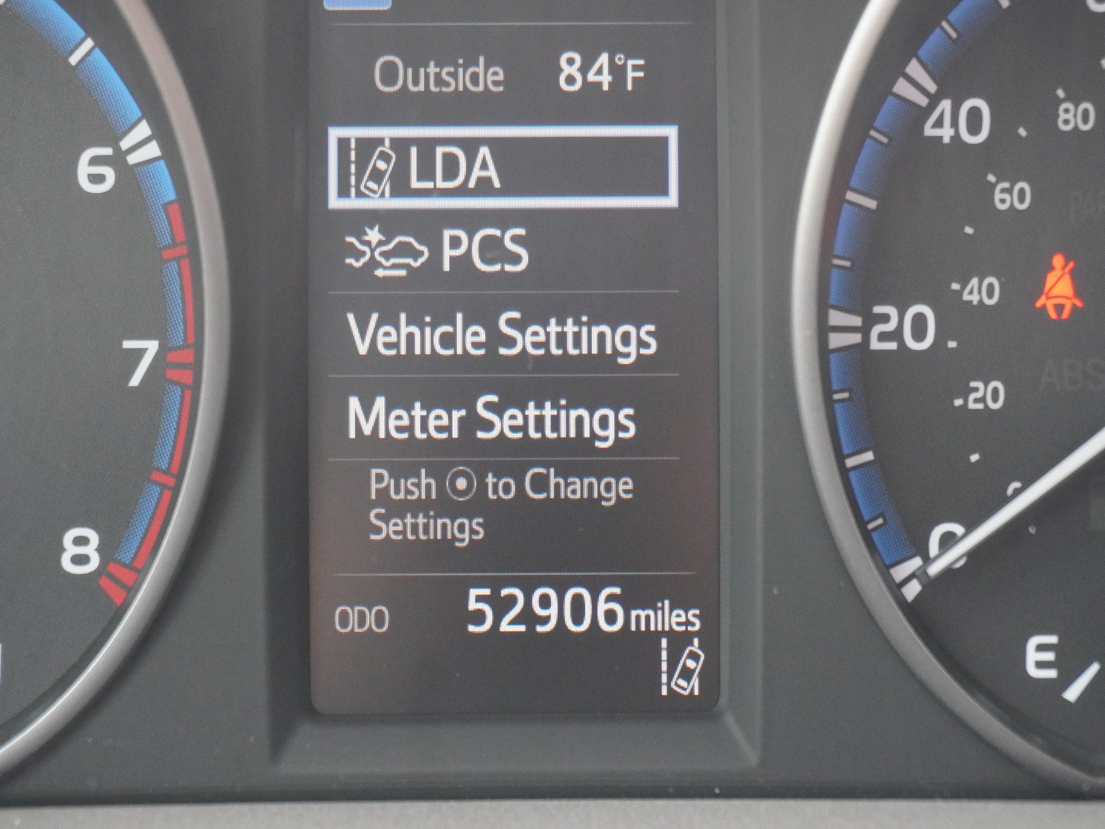 Used 2017 Toyota RAV4 XLE w/ Plus Special Value Package AWD/4WD image 37