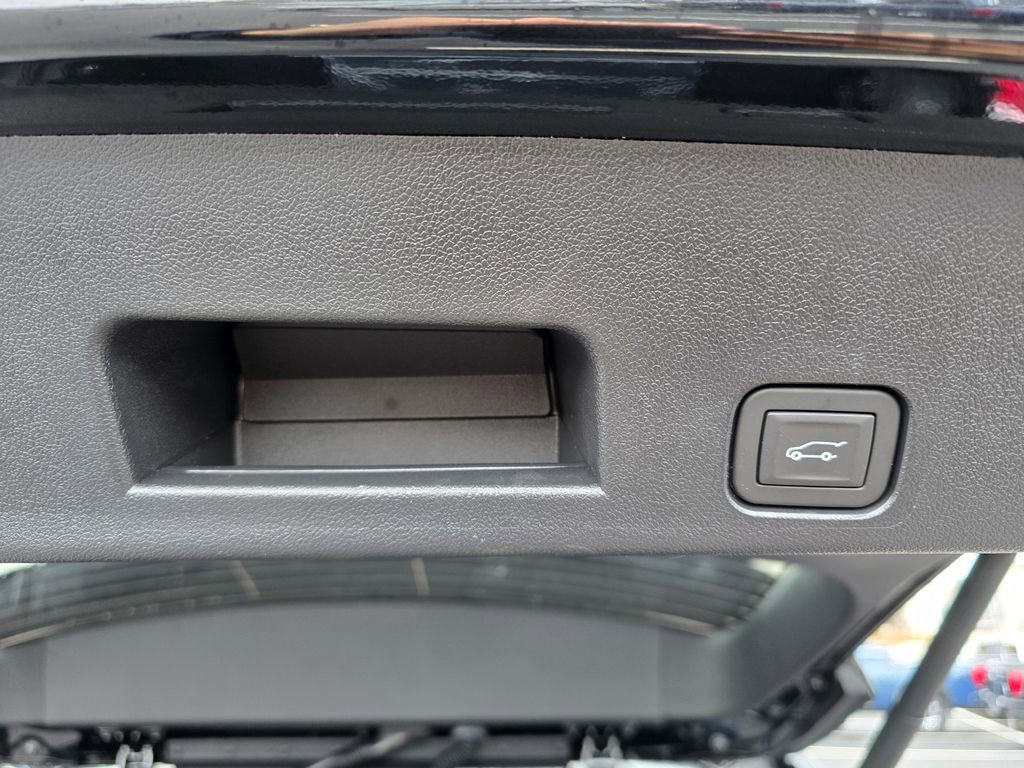 New 2025 GMC Acadia Elevation w/ Super Cruise Package image 31