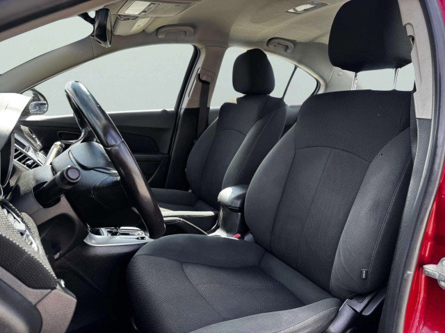Used 2011 Chevrolet Cruze LT FWD image 18