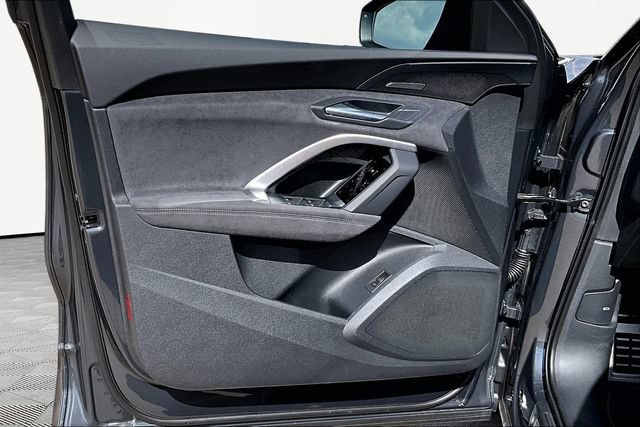 New 2026 Audi SQ5 Premium Plus AWD/4WD image 18