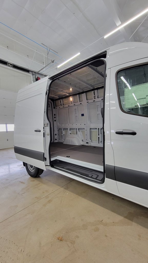 New 2025 Mercedes-Benz Sprinter 2500 image 5