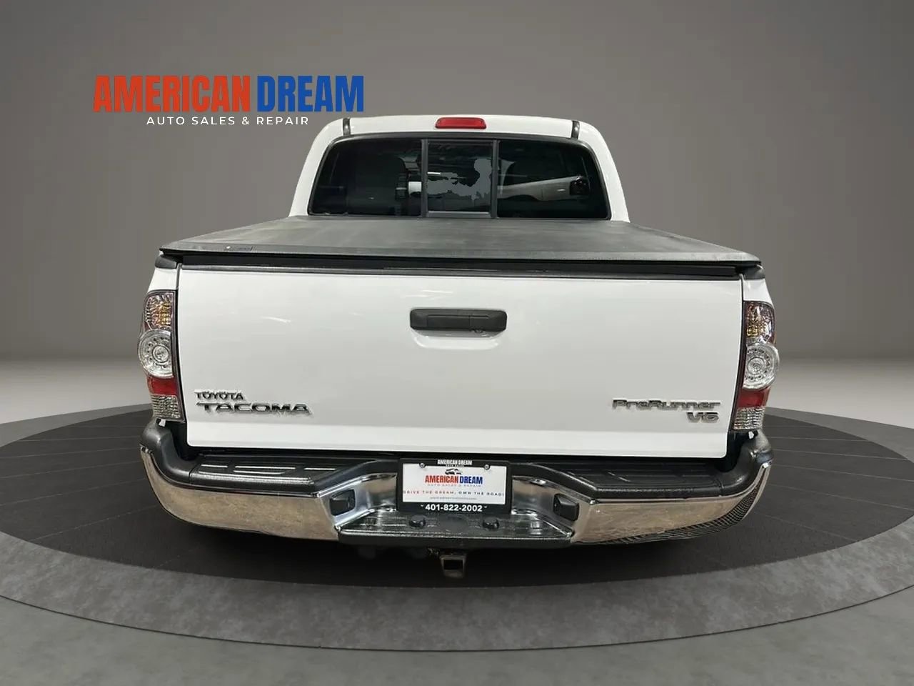 Used 2015 Toyota Tacoma PreRunner w/ TRD Off-Road Package RWD image 4