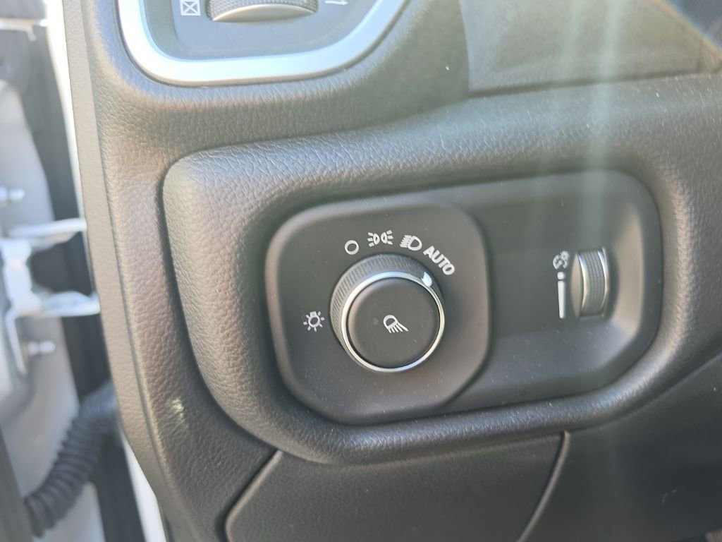 Used 2022 RAM 2500 Big Horn image 12