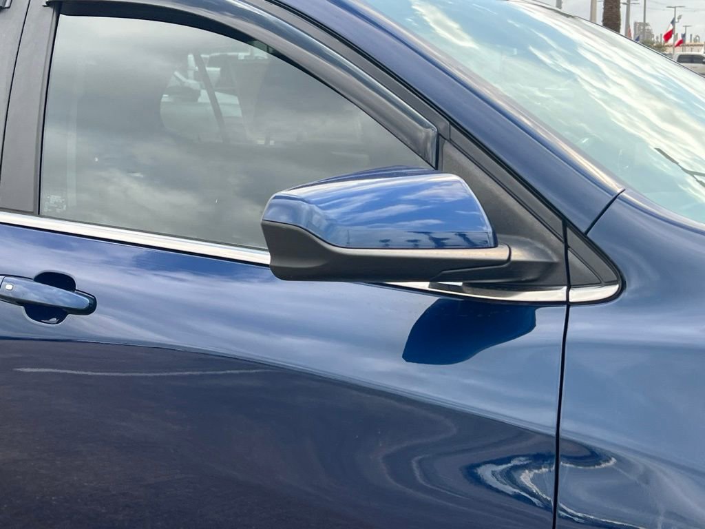 Used 2022 Chevrolet Equinox LT AWD/4WD image 12