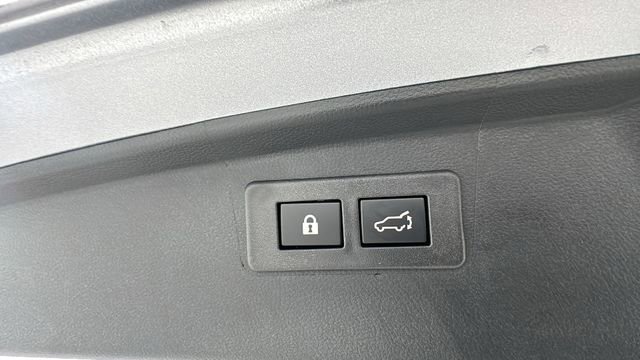 Certified 2025 Subaru Outback Premium image 19