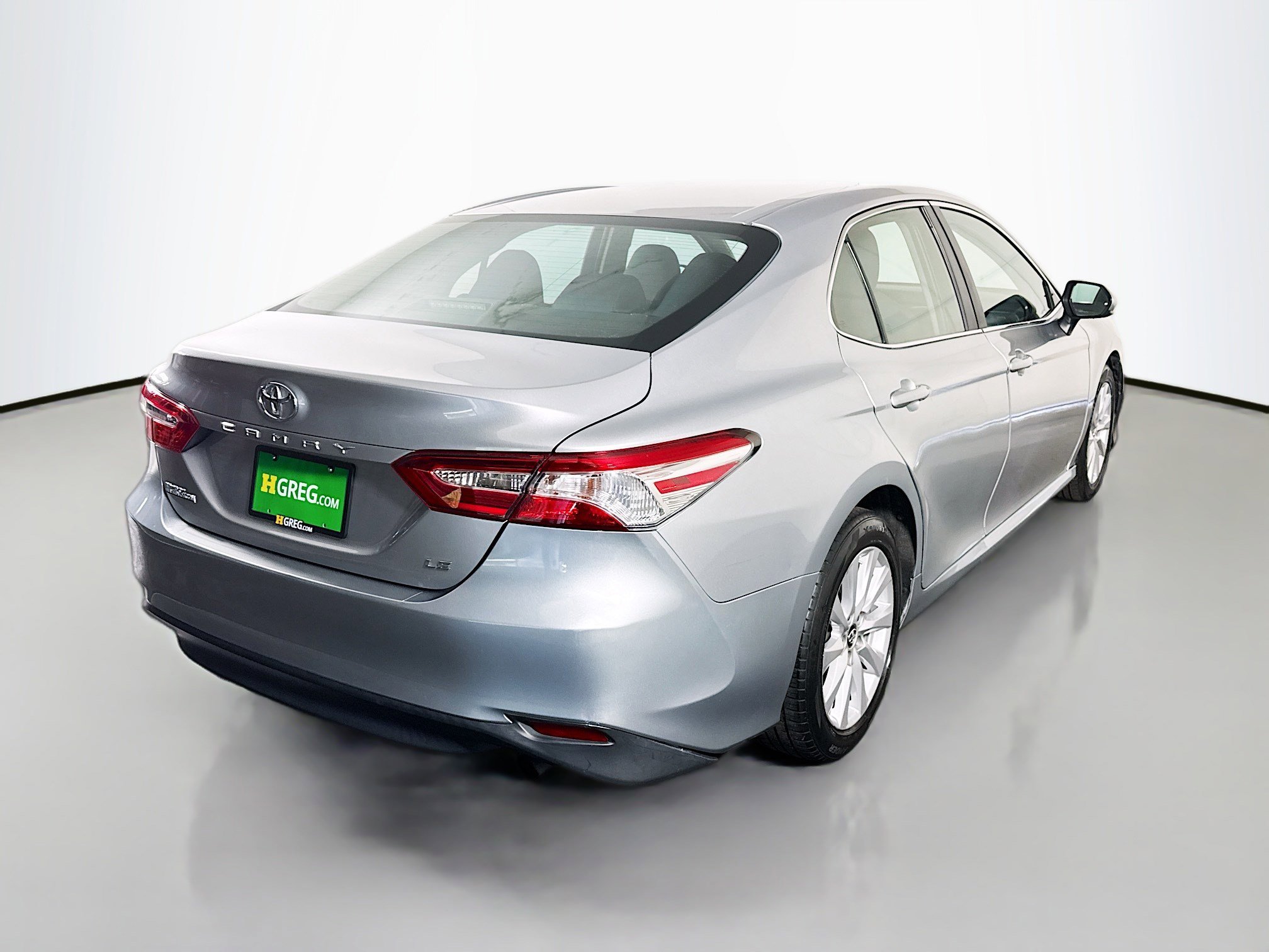 Used 2018 Toyota Camry LE FWD image 10