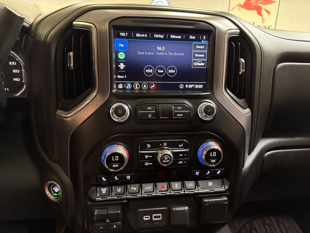 Used 2020 GMC Sierra 3500 Denali w/ Denali Ultimate Package AWD/4WD image 19