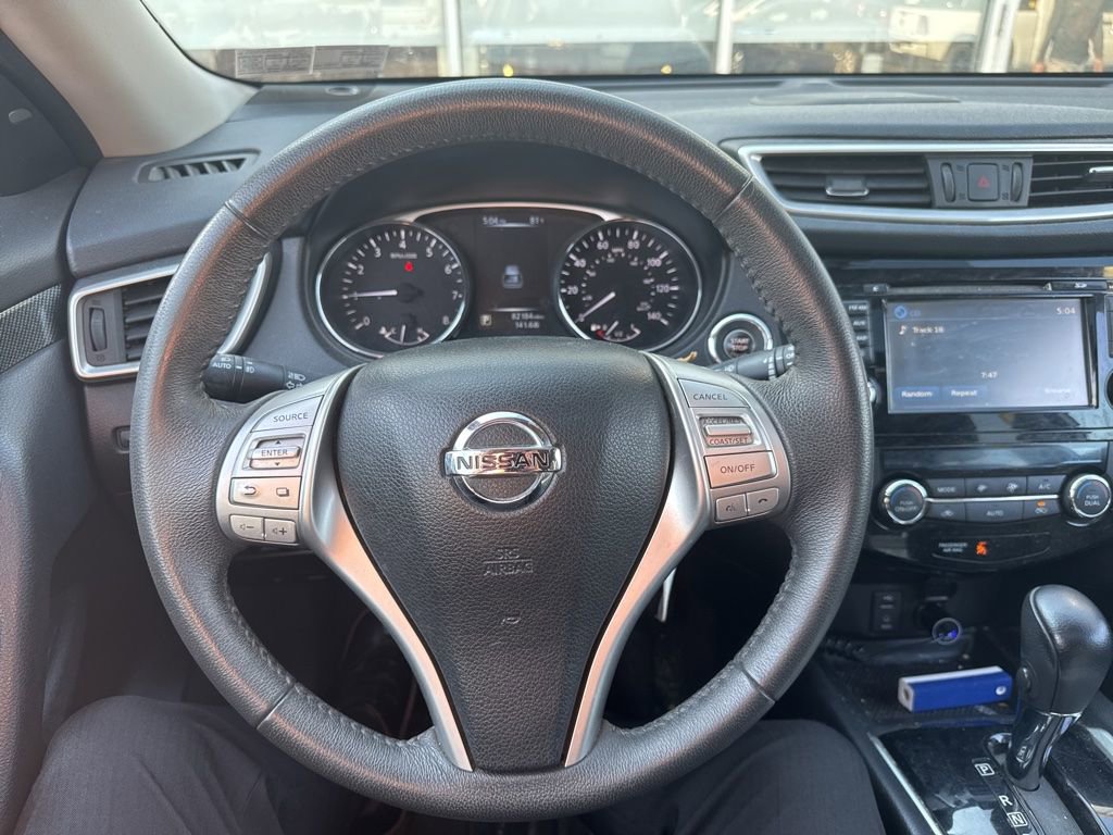 Used 2015 Nissan Rogue SL w/ SL Premium Package image 10