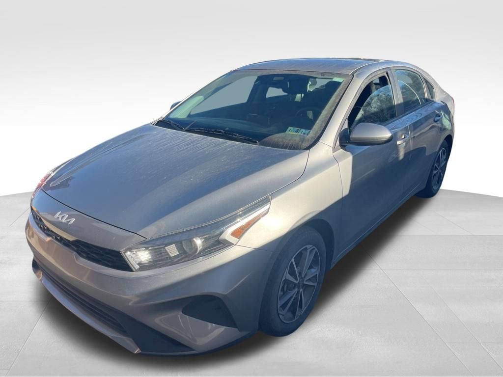 Certified 2022 Kia Forte LXS image 27
