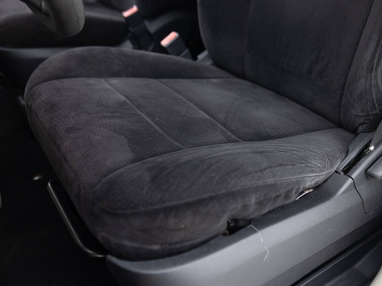 Used 2011 Dodge Grand Caravan Express FWD image 23