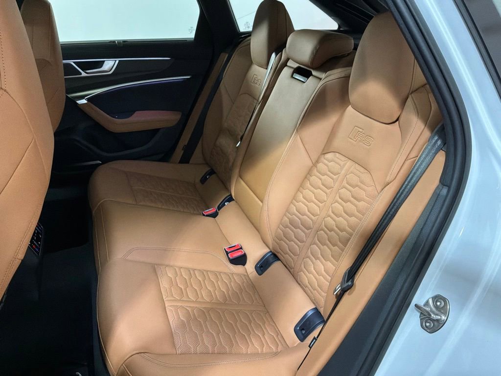 Certified 2025 Audi RS 6 performance AWD/4WD image 18