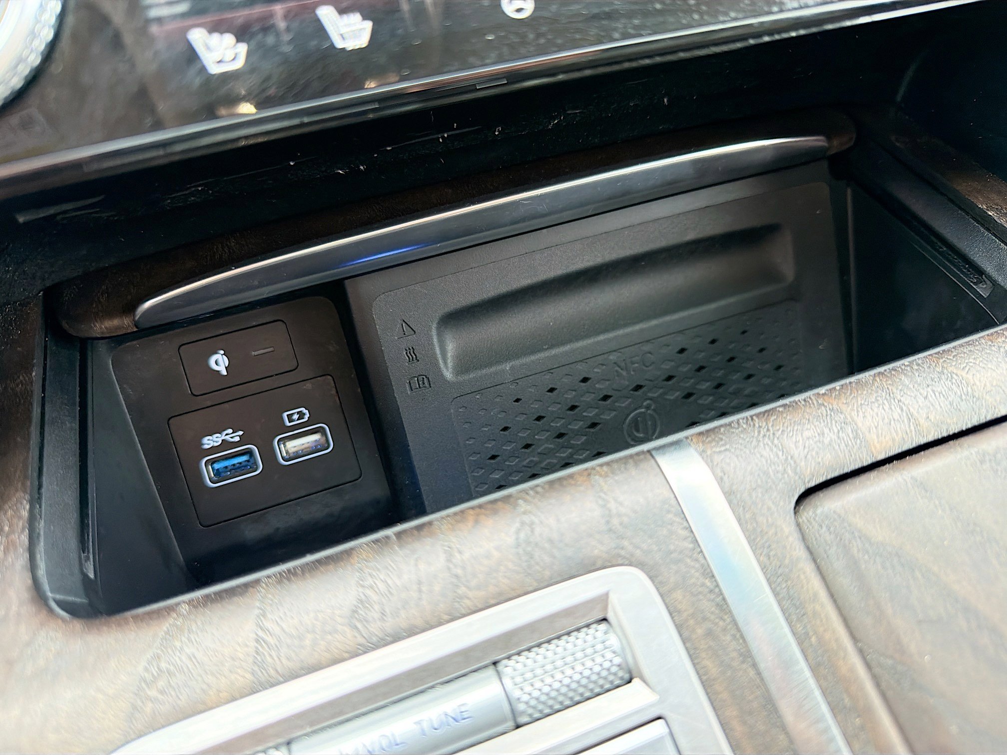 Used 2024 Genesis GV80 3.5T image 32