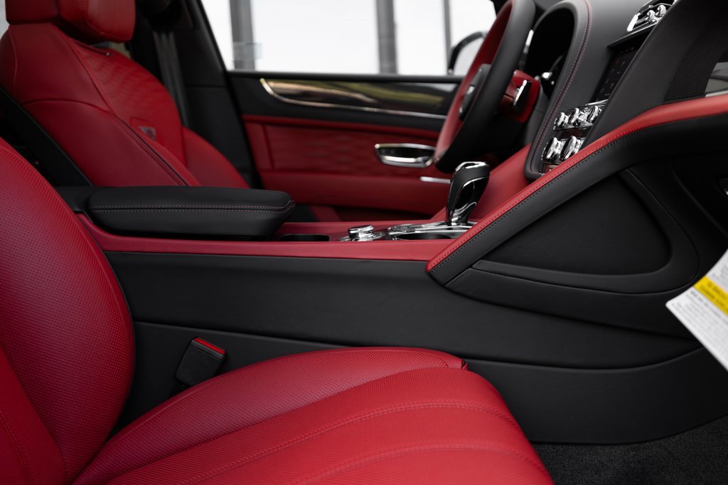 New 2025 Bentley Bentayga Extended Wheelbase image 26