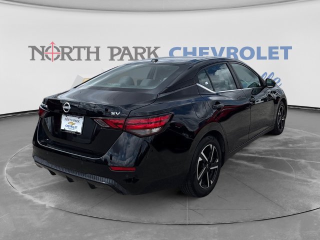 Used 2024 Nissan Sentra SV FWD image 3