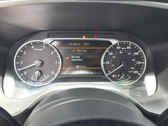 Used 2023 Nissan Rogue SV image 16