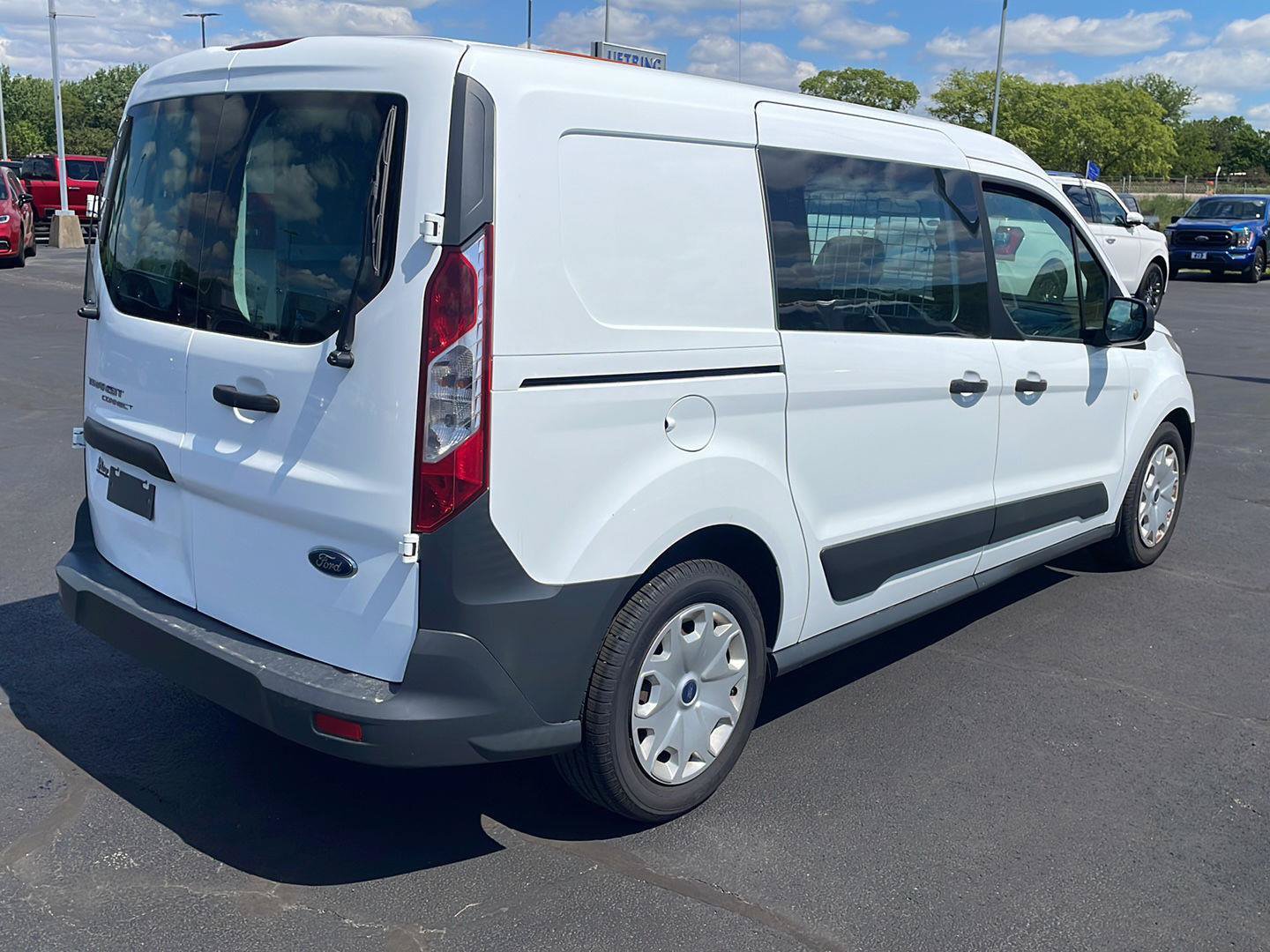 Used 2017 Ford Transit Connect XL FWD image 5