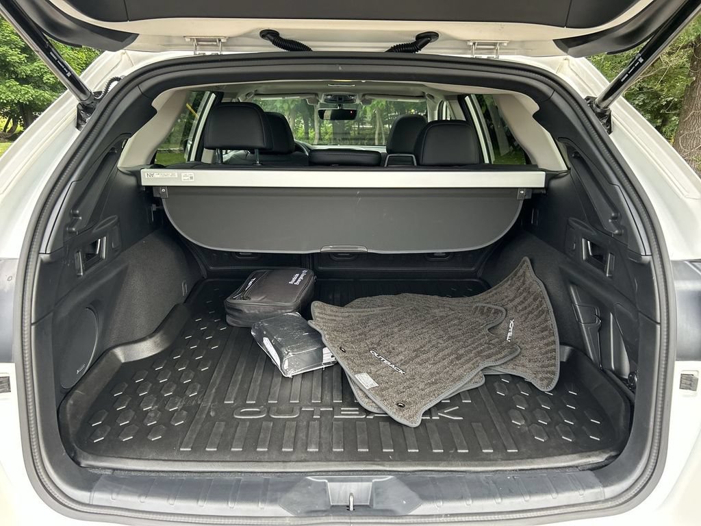 Certified 2022 Subaru Outback Limited AWD/4WD image 27