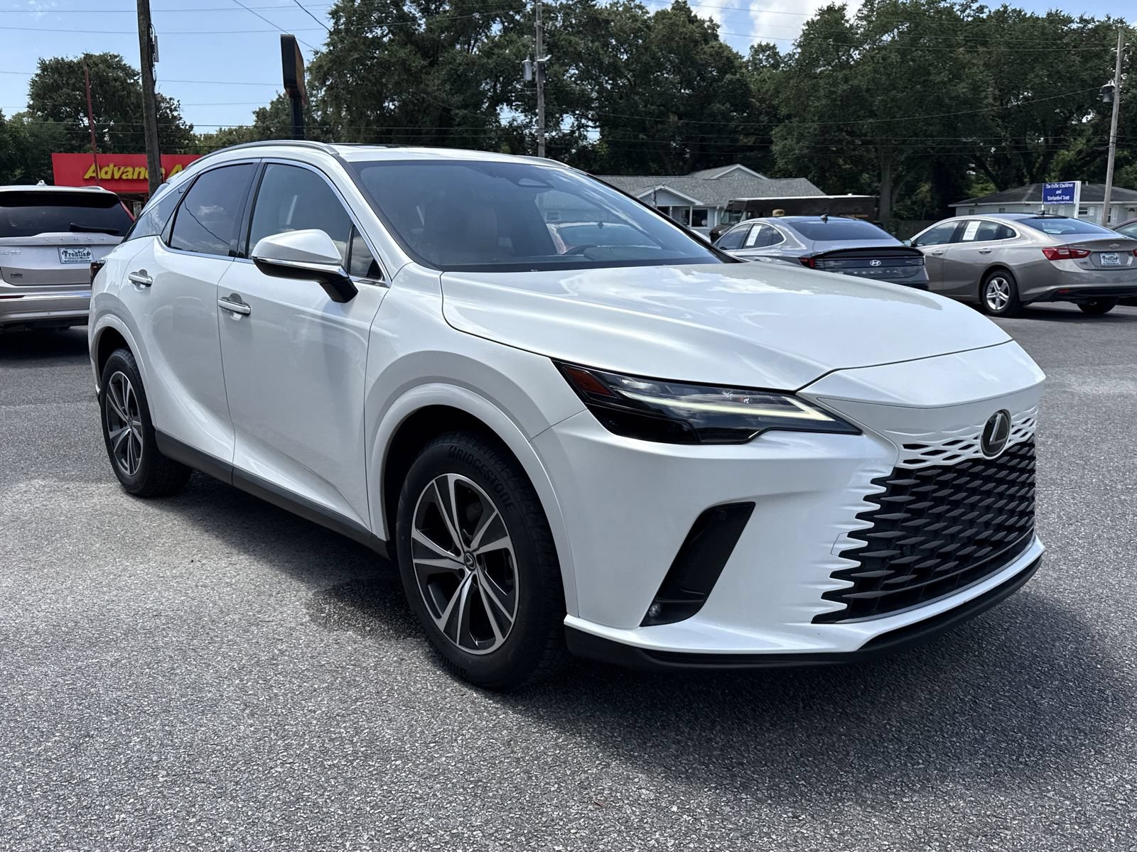 Used 2023 Lexus RX 350 Premium w/ Accessory Package (Z1) FWD image 7