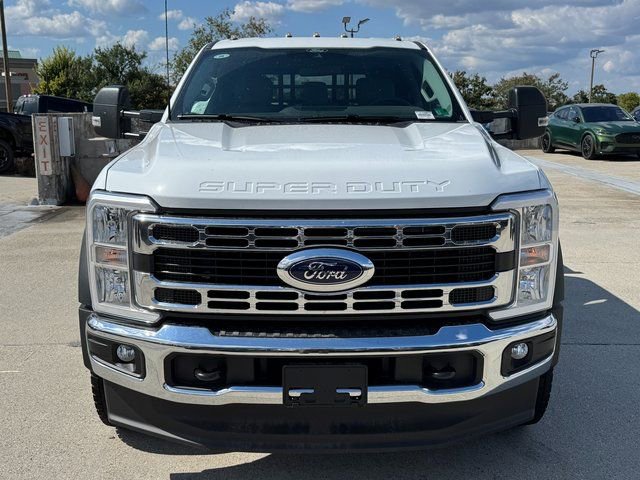 New 2025 Ford F450 XL image 2