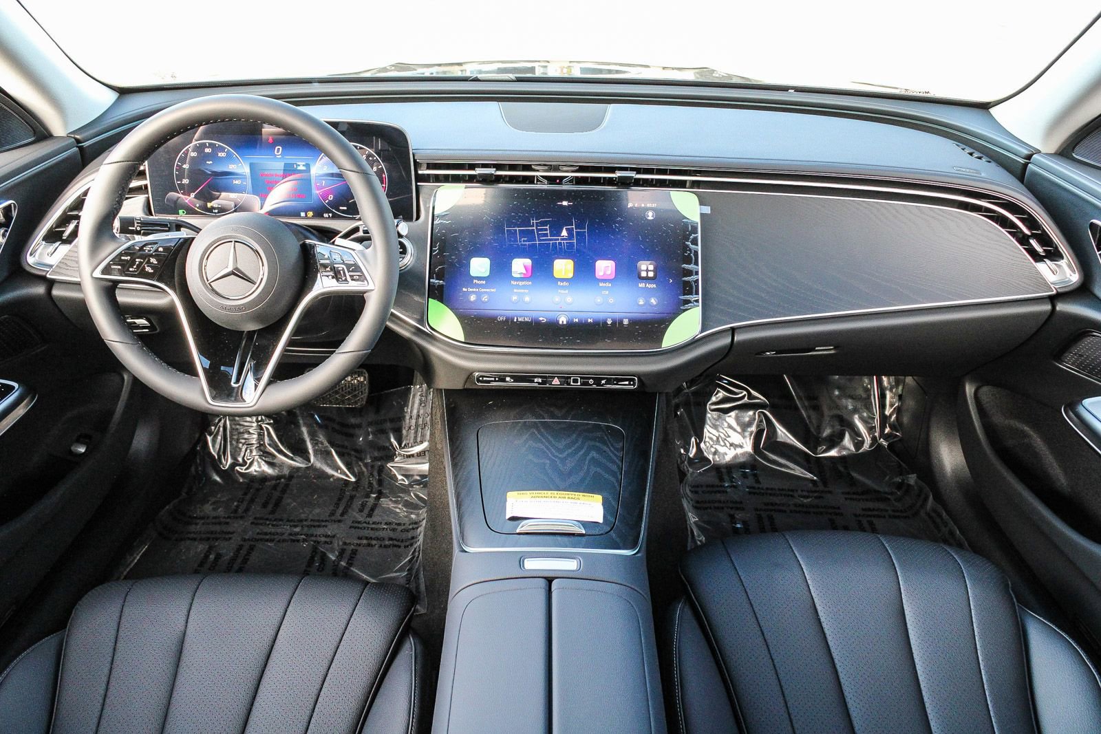 New 2026 Mercedes-Benz E 350 4MATIC Sedan image 12