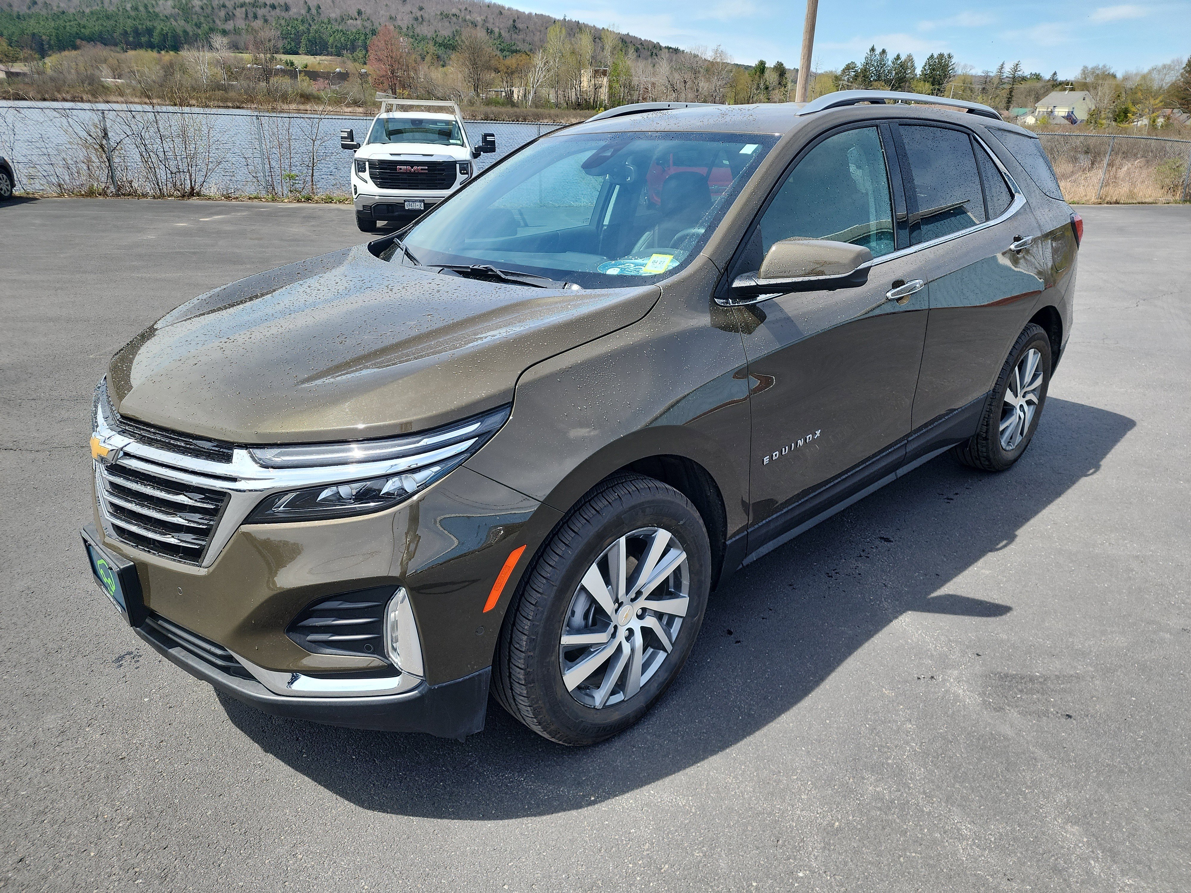 Certified 2024 Chevrolet Equinox Premier AWD/4WD image 4