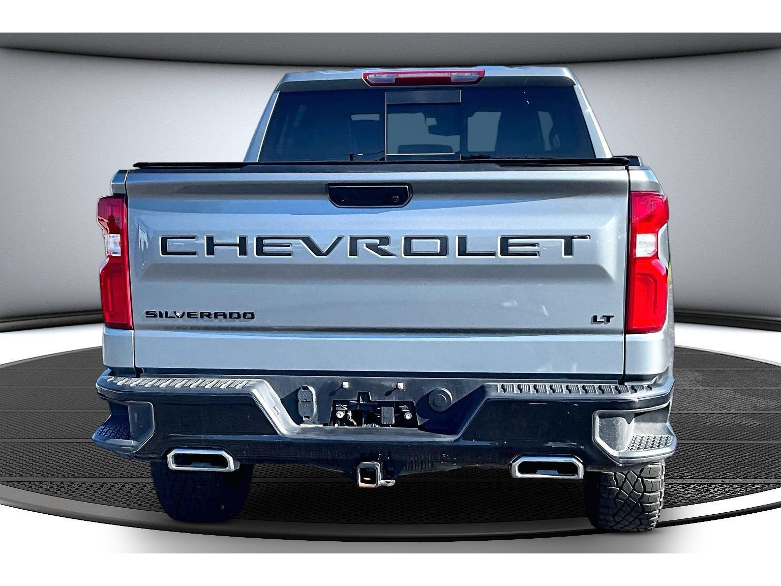 Used 2025 Chevrolet Silverado 1500 LT Trail Boss w/ Convenience Package II AWD/4WD image 6