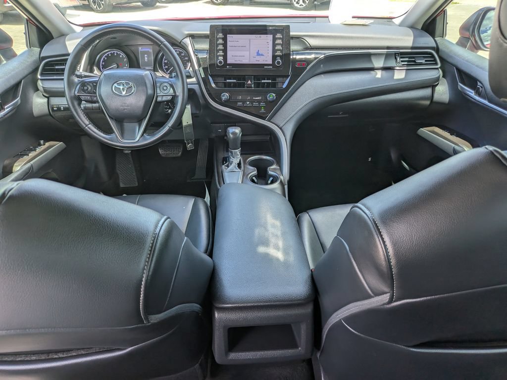 Used 2021 Toyota Camry SE FWD image 14