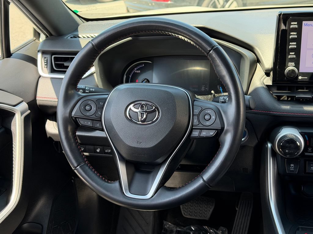 Used 2022 Toyota RAV4 SE w/ Weather & Moonroof Package AWD/4WD image 22
