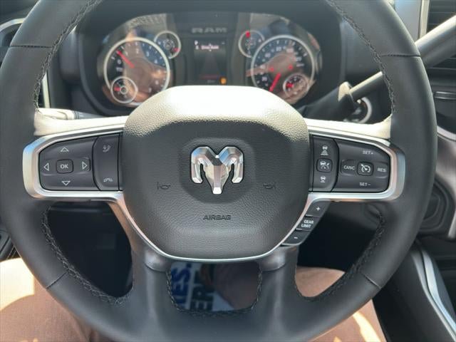 New 2026 RAM 2500 Big Horn AWD/4WD image 37
