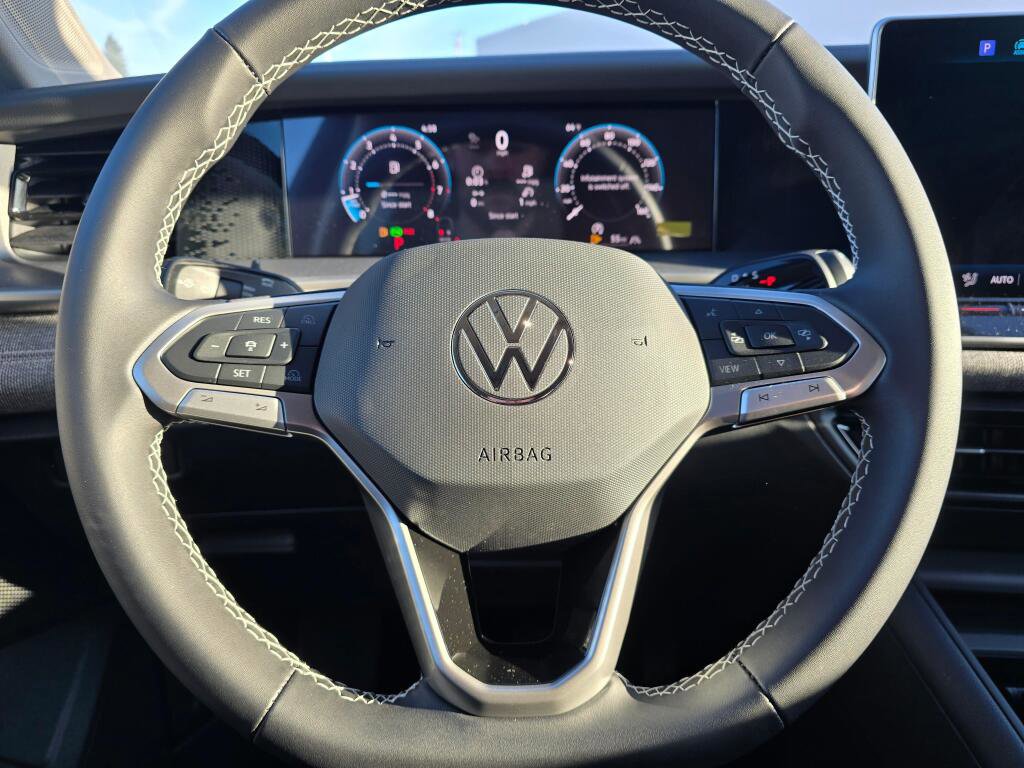 New 2026 Volkswagen Tiguan S AWD/4WD image 22