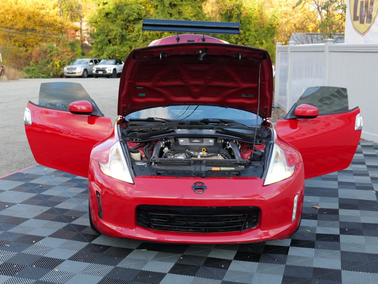 Used 2017 Nissan 370Z Coupe RWD image 47