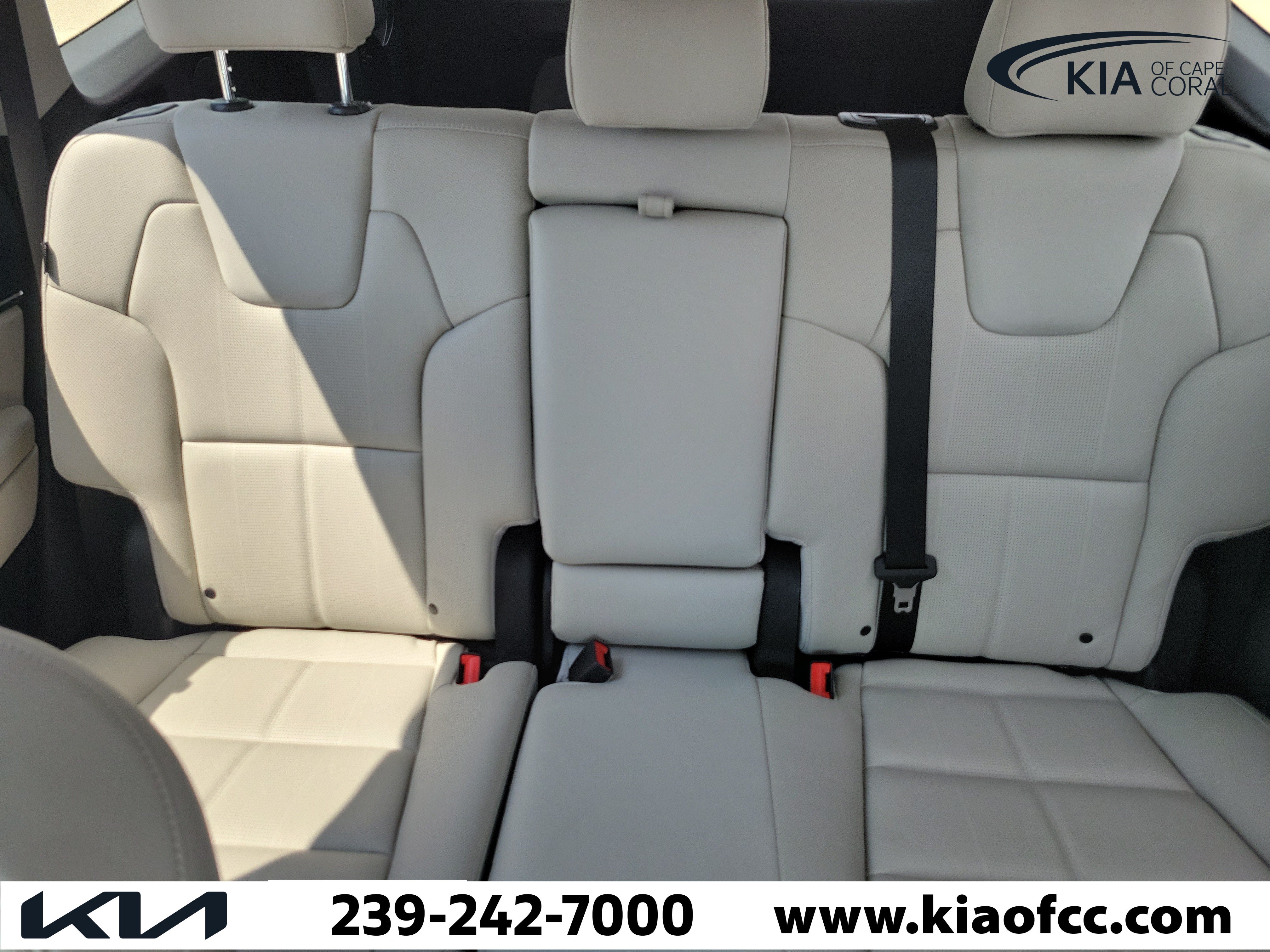 Certified 2025 Kia Telluride EX FWD image 30