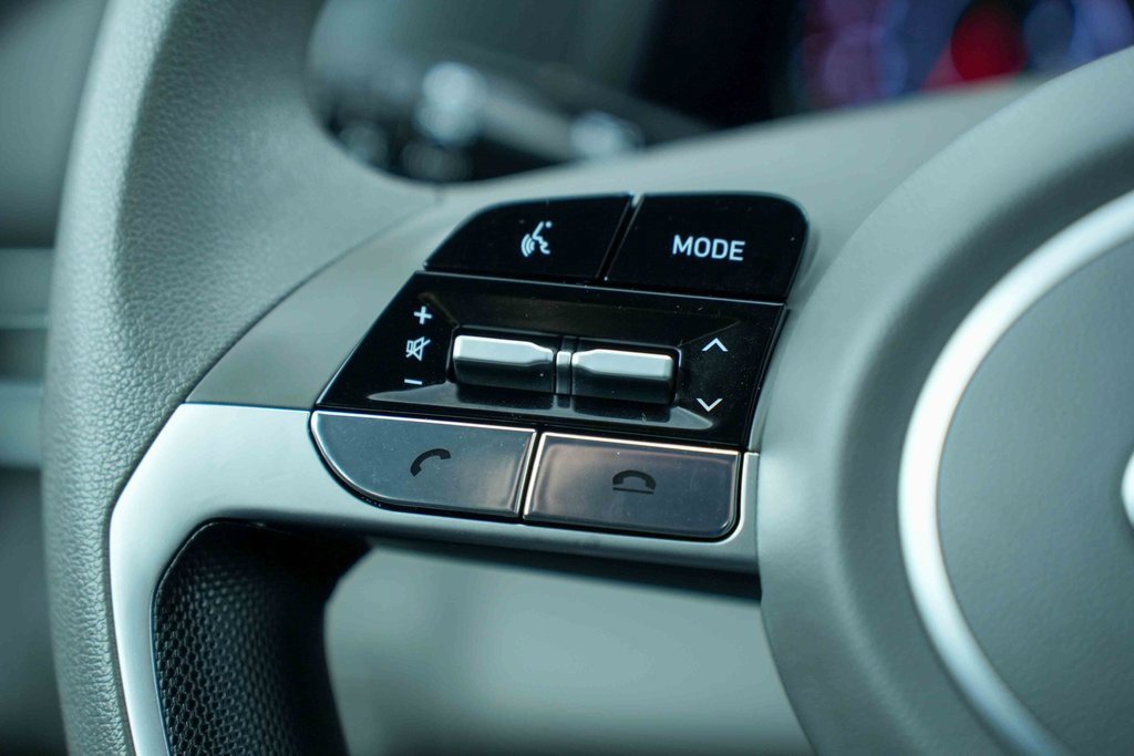 Used 2022 Hyundai Elantra SEL image 37