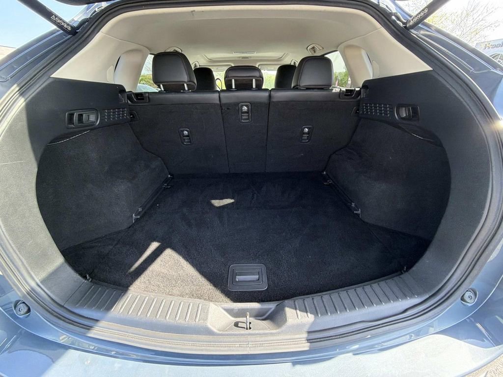 Used 2023 MAZDA CX-5 Carbon Edition image 15