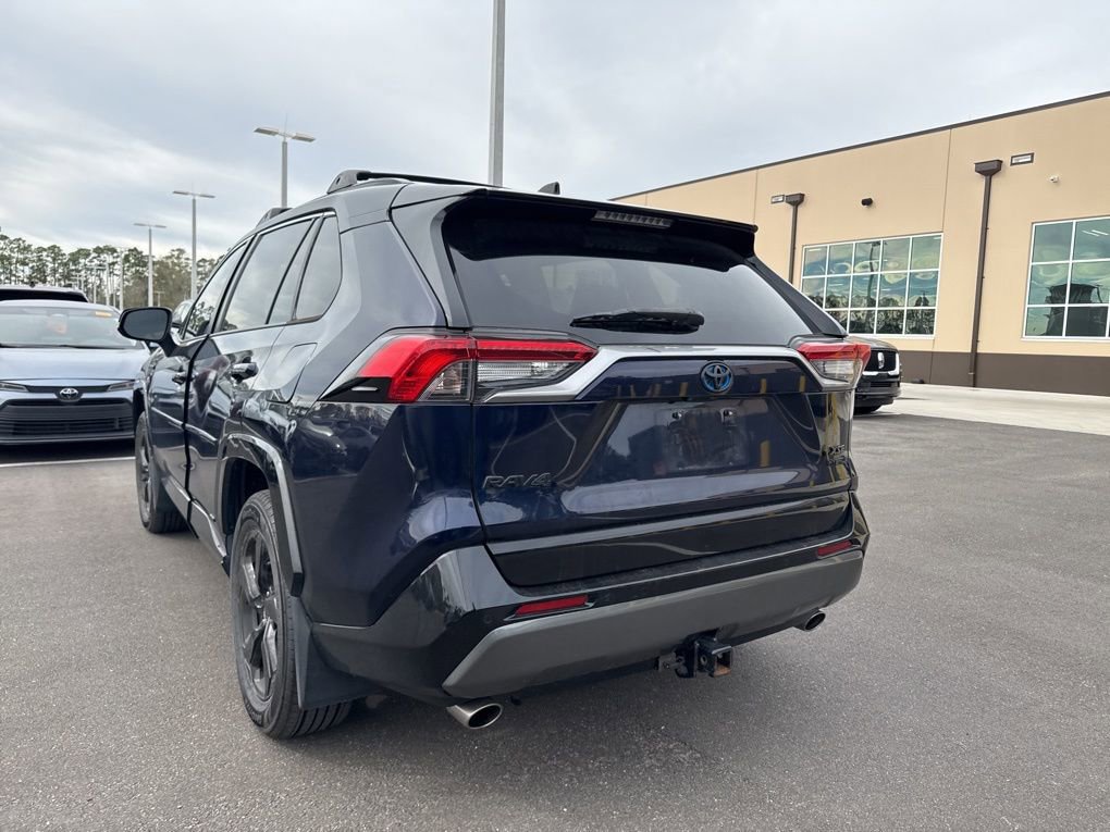 Used 2020 Toyota RAV4 XSE image 3