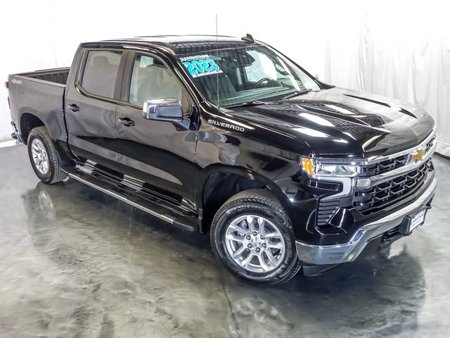 Used 2023 Chevrolet Silverado 1500 LT AWD/4WD image 6