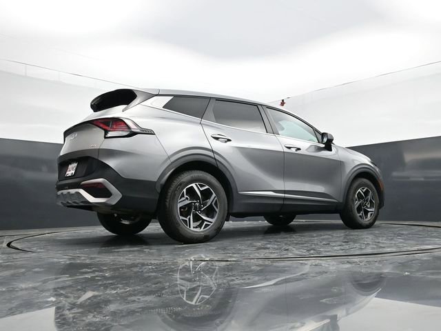 Used 2024 Kia Sportage LX image 48