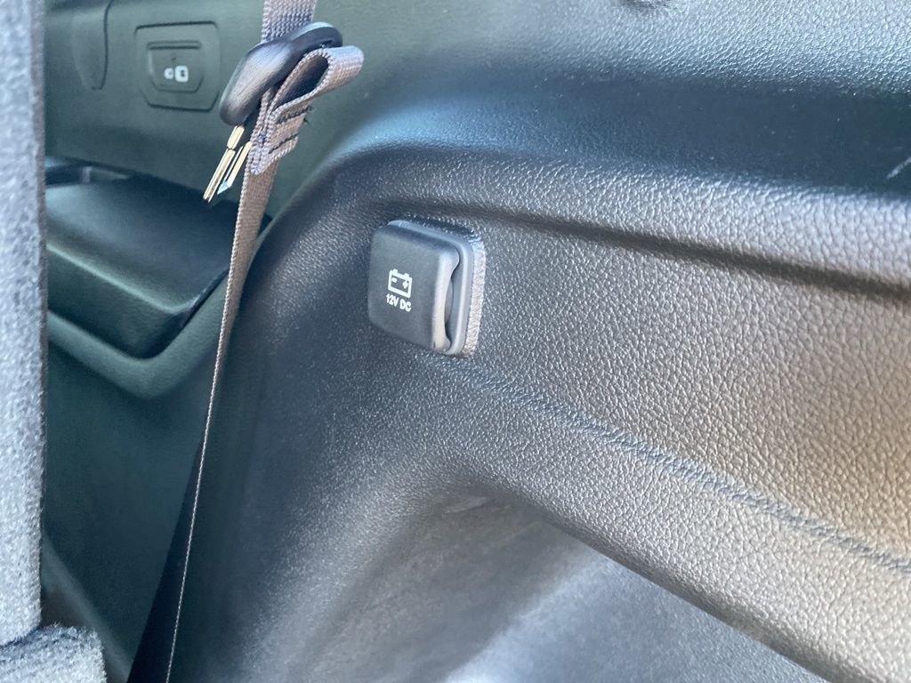 New 2025 Jeep Grand Cherokee L Limited w/ Luxury Tech Group II image 38