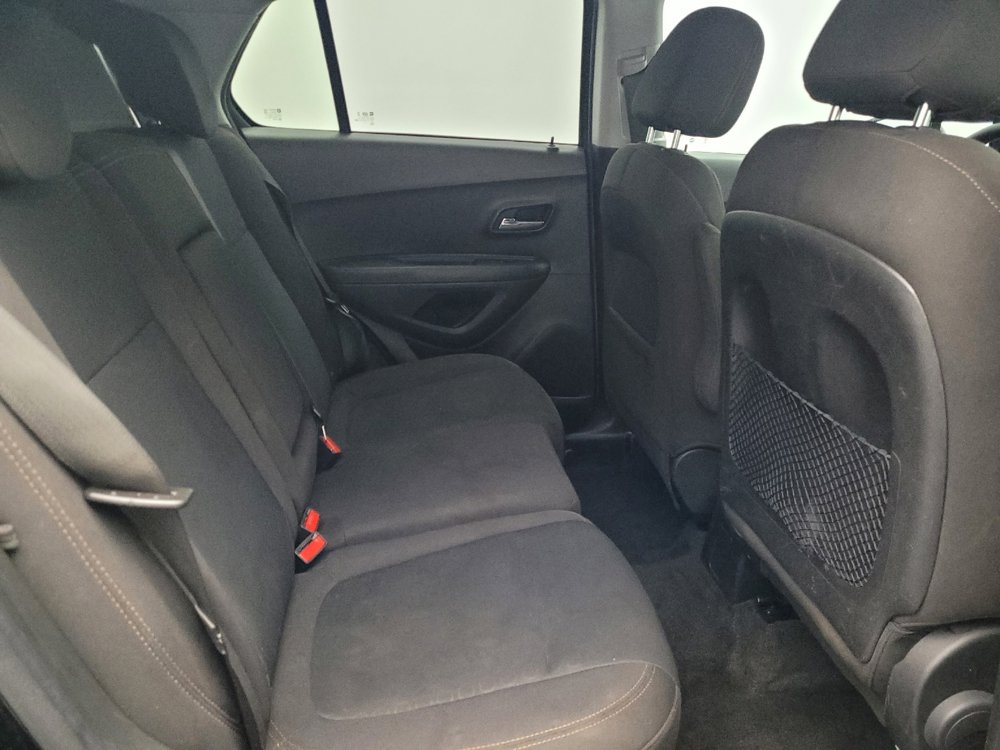 Used 2020 Chevrolet Trax LS w/ Tint and Cruise Package FWD image 19
