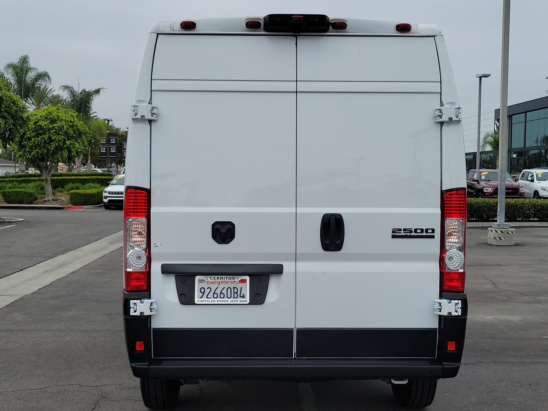 Used 2024 RAM ProMaster 2500 w/ Quick Order Package 22H SLT+ FWD image 3