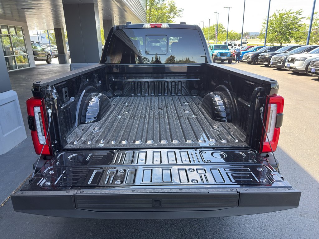 New 2026 Ford F350 Platinum w/ FX4 Off-Road Package AWD/4WD image 7